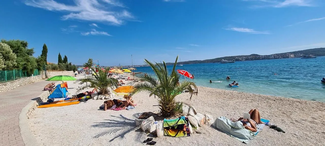 Apartman Adriana Trogir 0*,